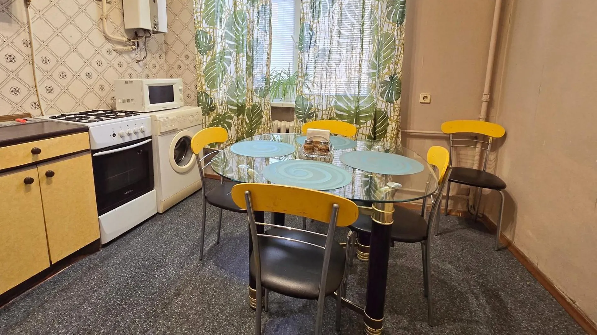 Home Hotel Apartments On Lva Tolstogo Киев Украина