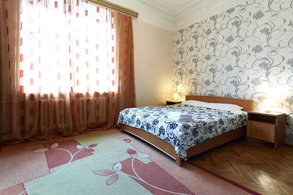 Home Hotel Apartments On Lva Tolstogo Kyiv Ukraine