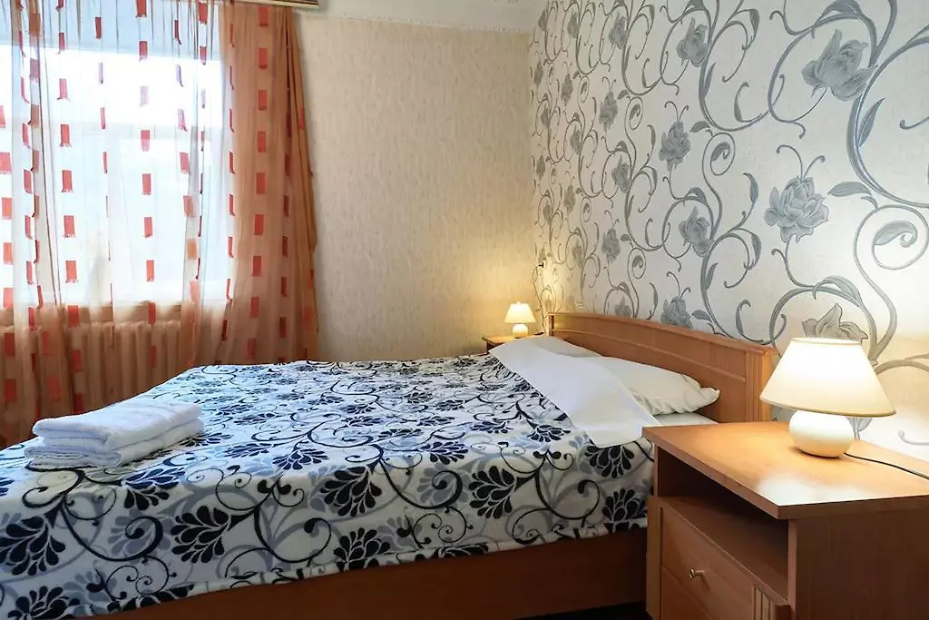 Home Hotel Apartments On Lva Tolstogo Kyiv