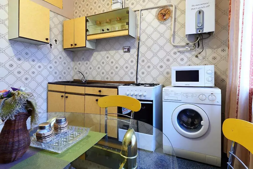 Home Hotel Apartments On Lva Tolstogo Kyiv