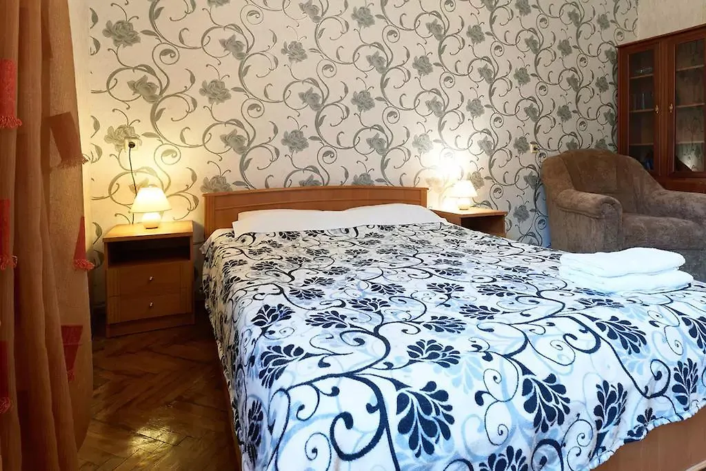 Home Hotel Apartments On Lva Tolstogo Kyiv